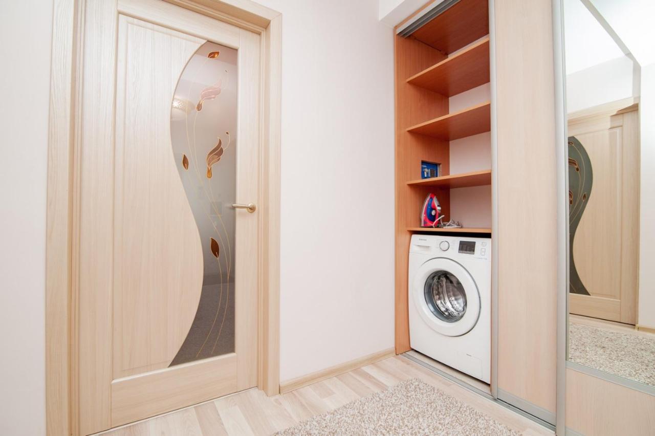 Lia*S Deluxe Apartment In The Center Kisinyov Kültér fotó
